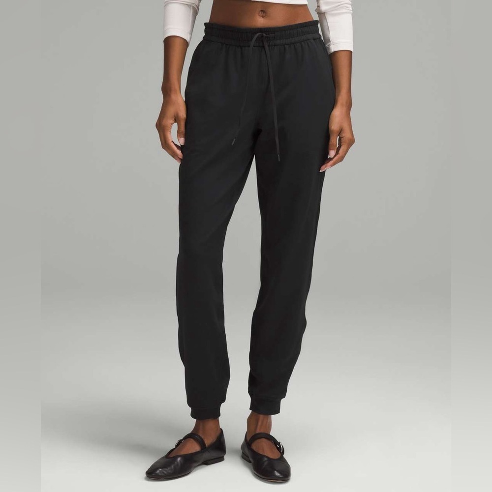 SOLD Lululemon NWOT Soft Jersey Classic-Fit Mid-Rise Jogger Black